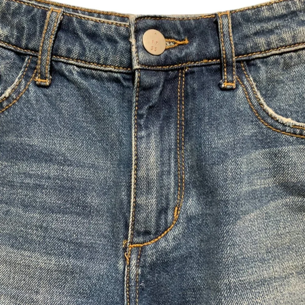 Guilded Intent Buckle High Rise Short Size 26 Distressed Blue Skinny Denim - Picture 3 of 14